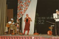 1982-01-10 Doe mer wa show 9 CV de Batmutsen 32 1982-01-10 Doe mer wa show 9 CV de Batmutsen 32
